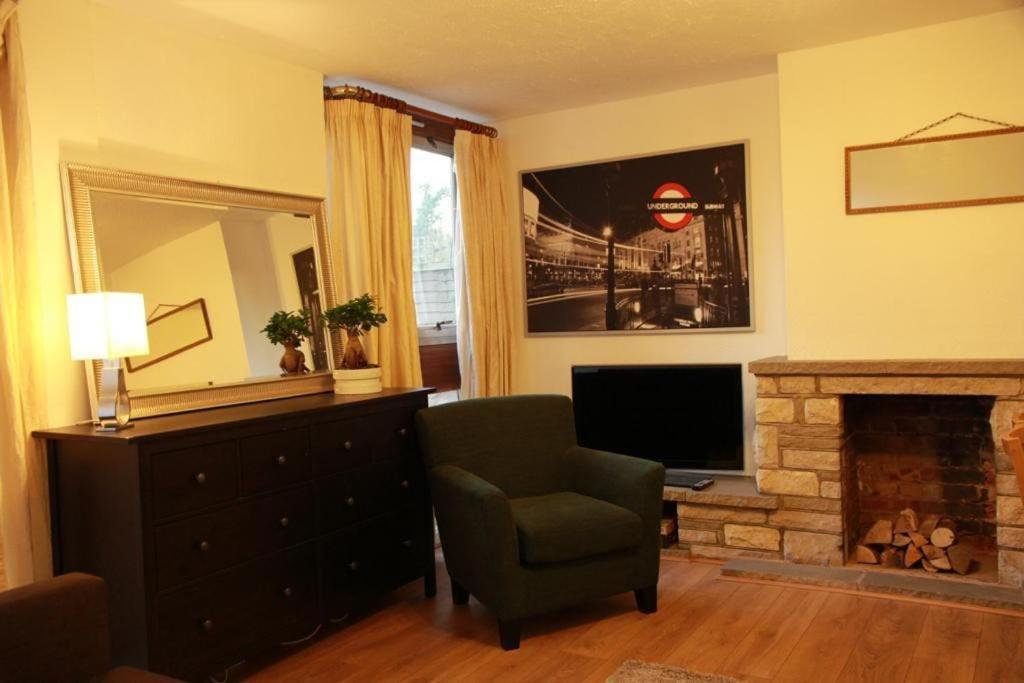 3 Bedroom Flat In Maida Vale لندن المظهر الخارجي الصورة
