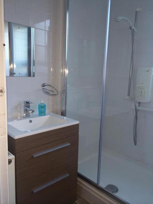 3 Bedroom Flat In Maida Vale لندن المظهر الخارجي الصورة
